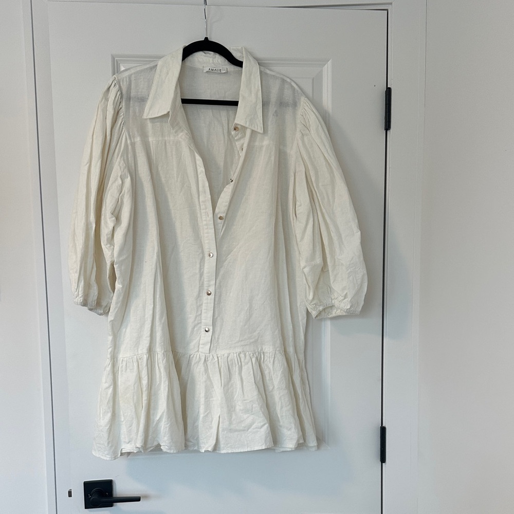 Elegant White Button-Up Women's dress